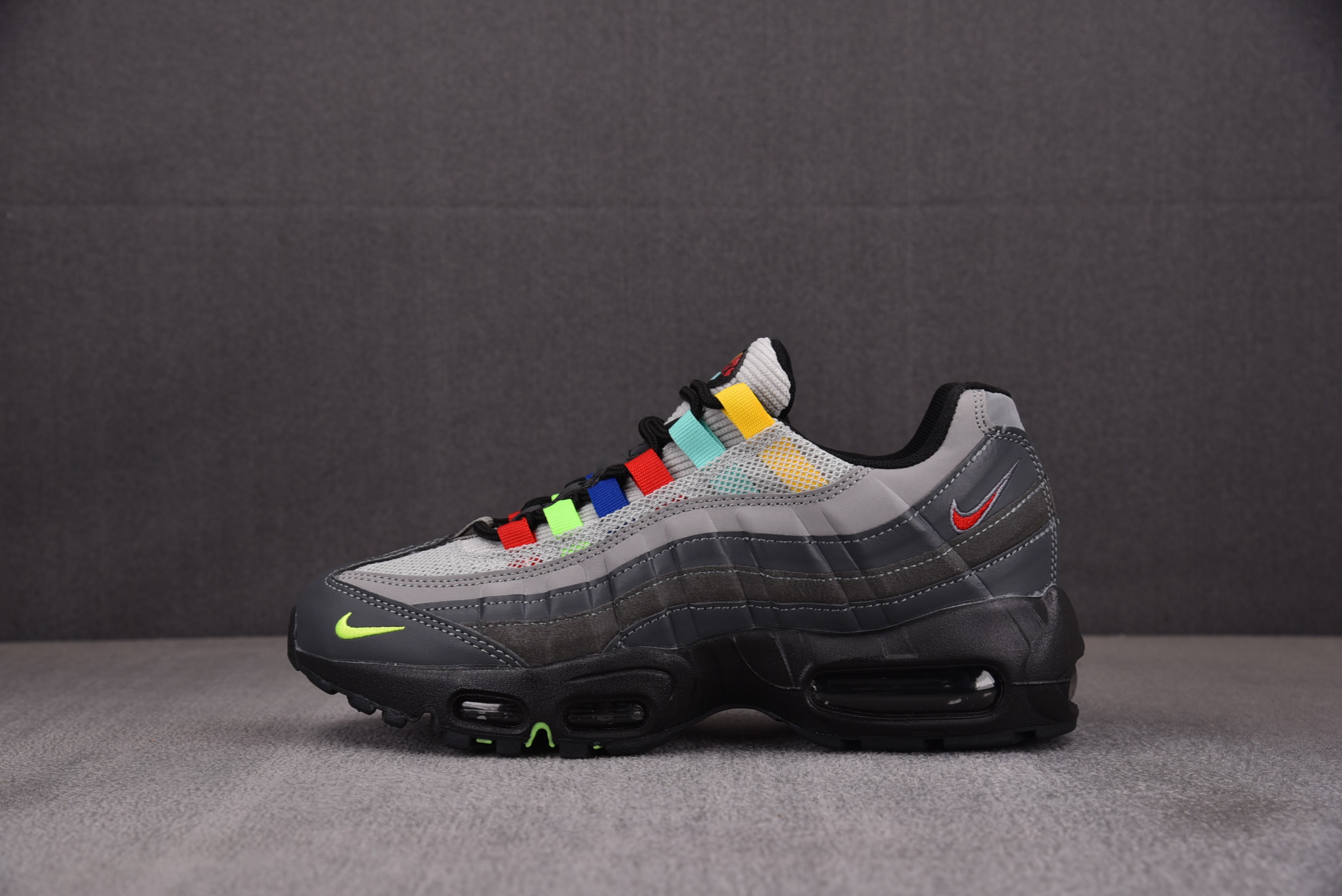 [순원] 나이키 에어맥스95 Nike Air Max 95*CW6575-001