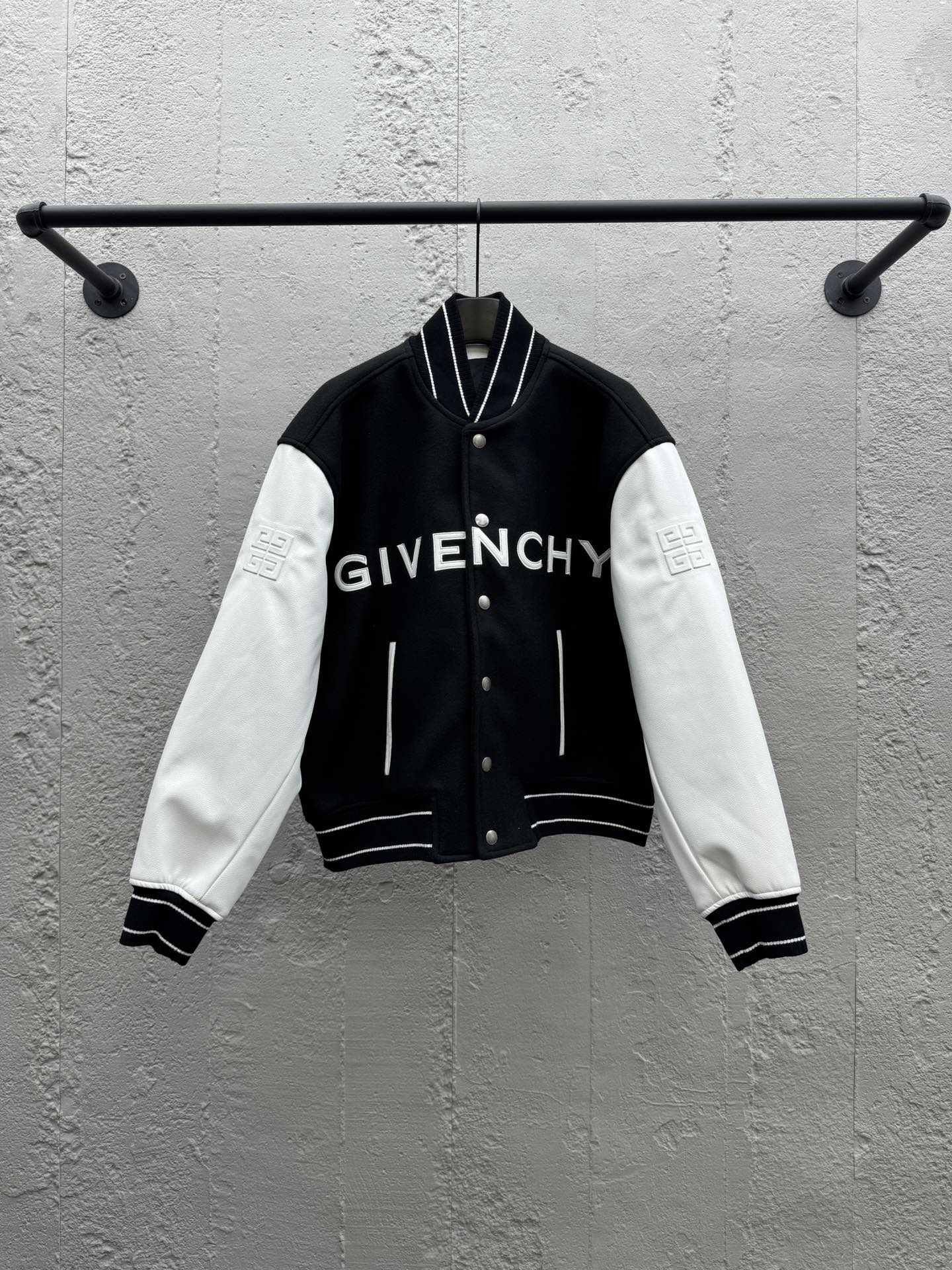 지방시 GIVENCHY 야구점퍼  XC-789030