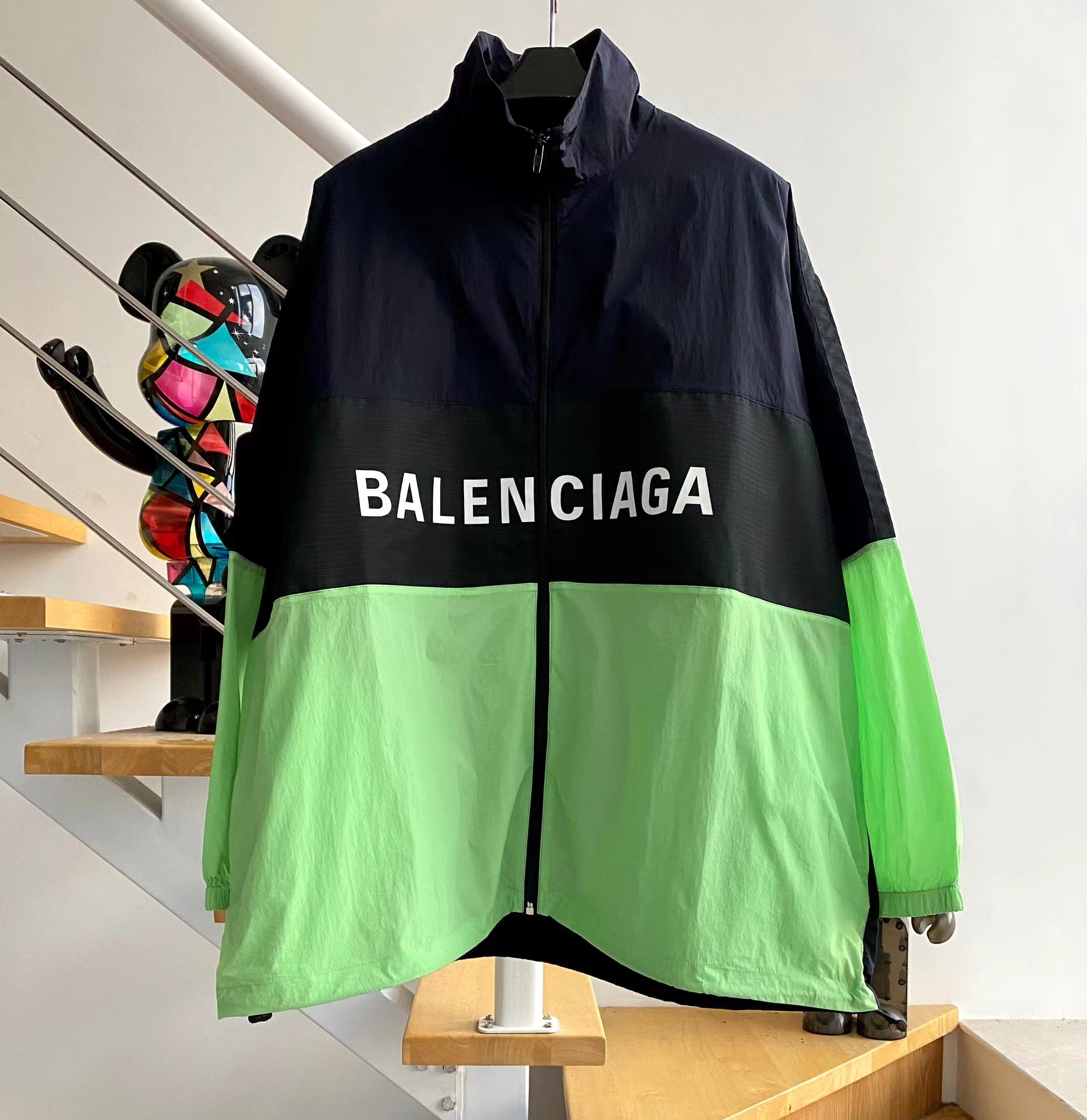 [계단집] 발렌시아가 Balenciaga 바람막이 PL-789171